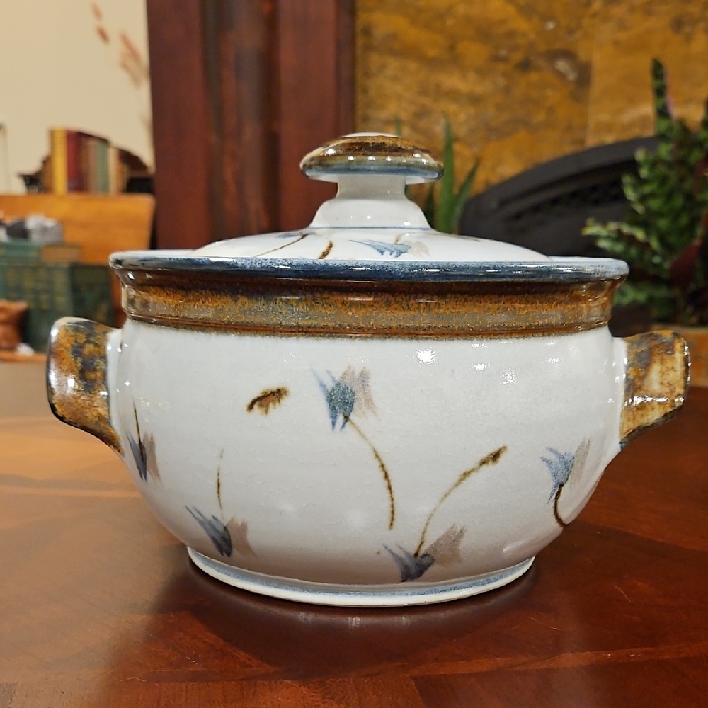 VTG Signed Studio Art Pottery Covered Casserole Dish Lidded Stoneware Abstract